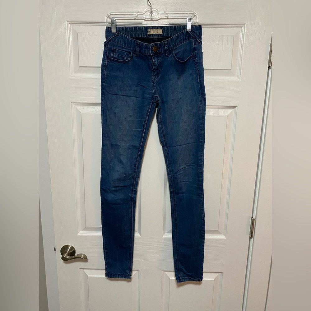 FREE PEOPLE medium wash long skinny jeans